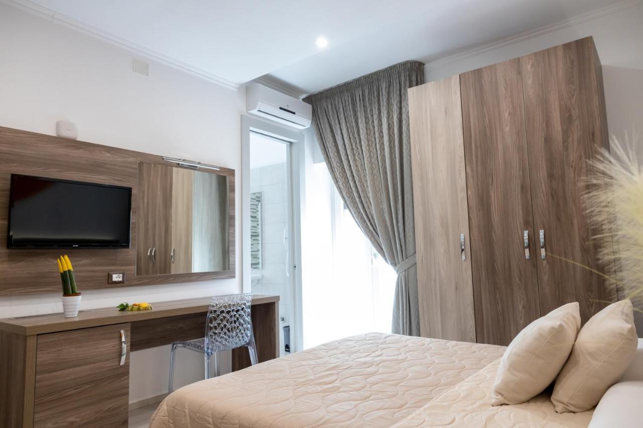 פסקיצ'י Mary VI Rooms מראה חיצוני תמונה