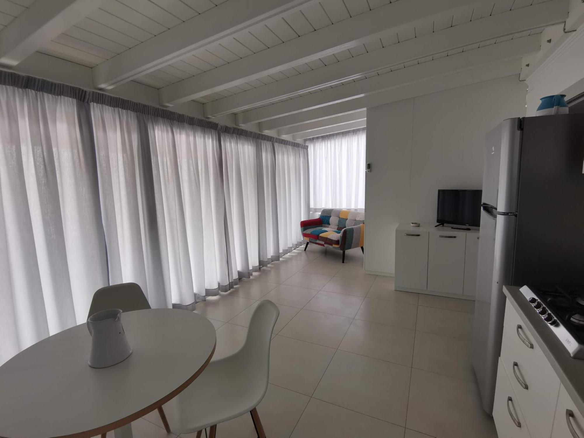 פסקיצ'י Mary VI Rooms מראה חיצוני תמונה